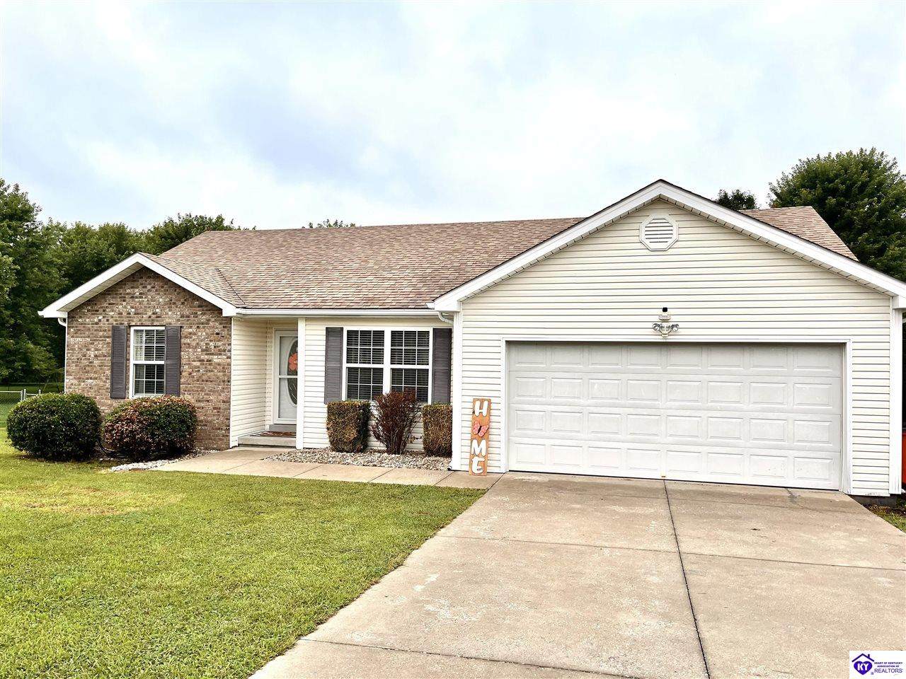 417 Kaylyn Drive - Photo 1