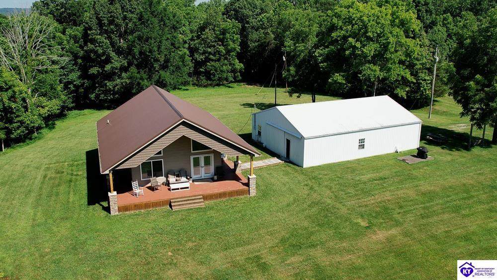 455 Ed Howe Road - Photo 1