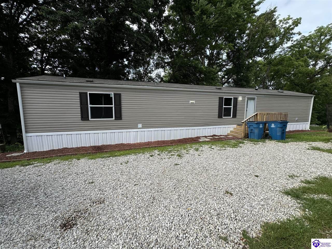 885 Pine Ridge Road - Photo 1