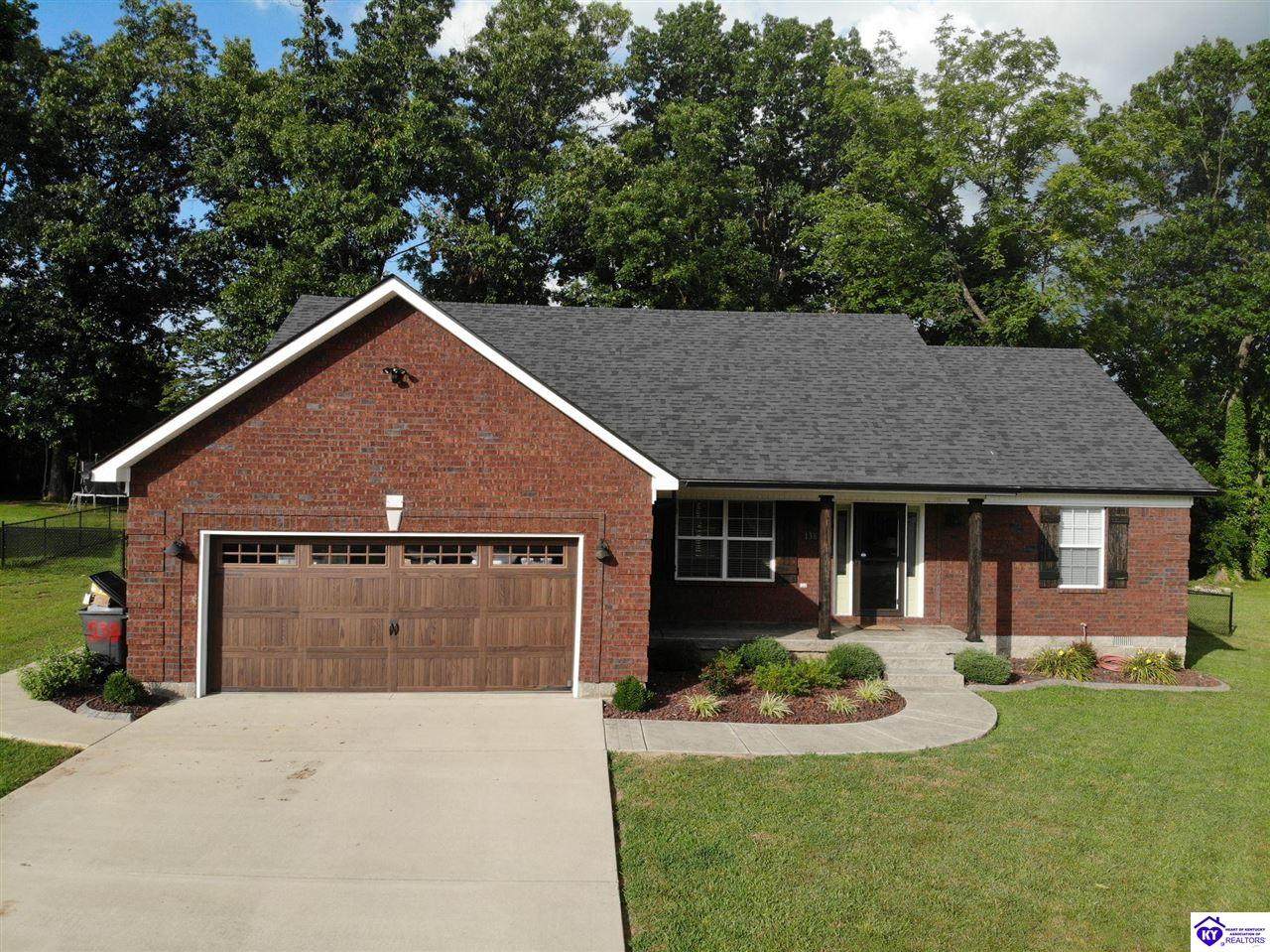 138 Peabody Loop - Photo 1