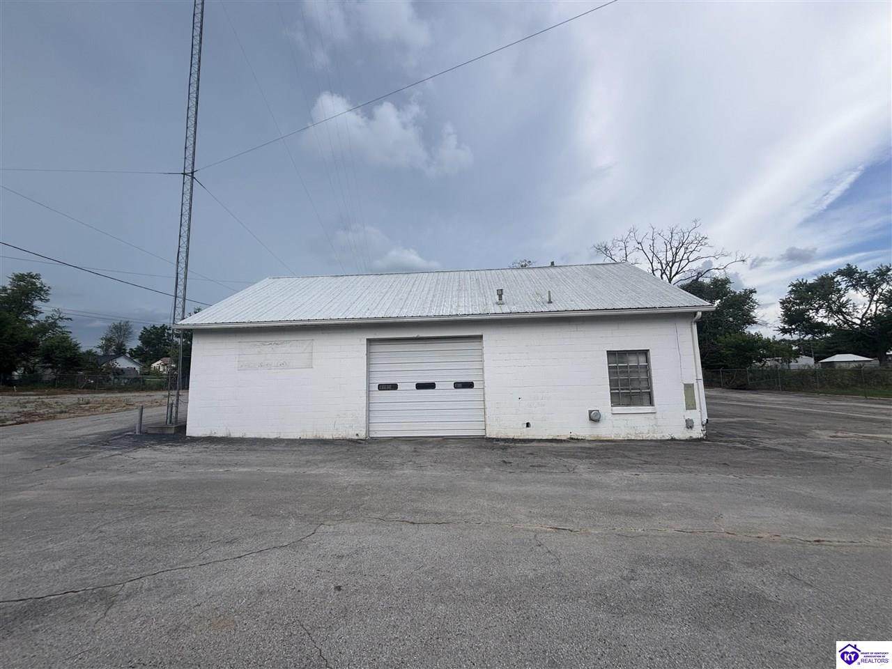 108 Virginia Avenue - Photo 1