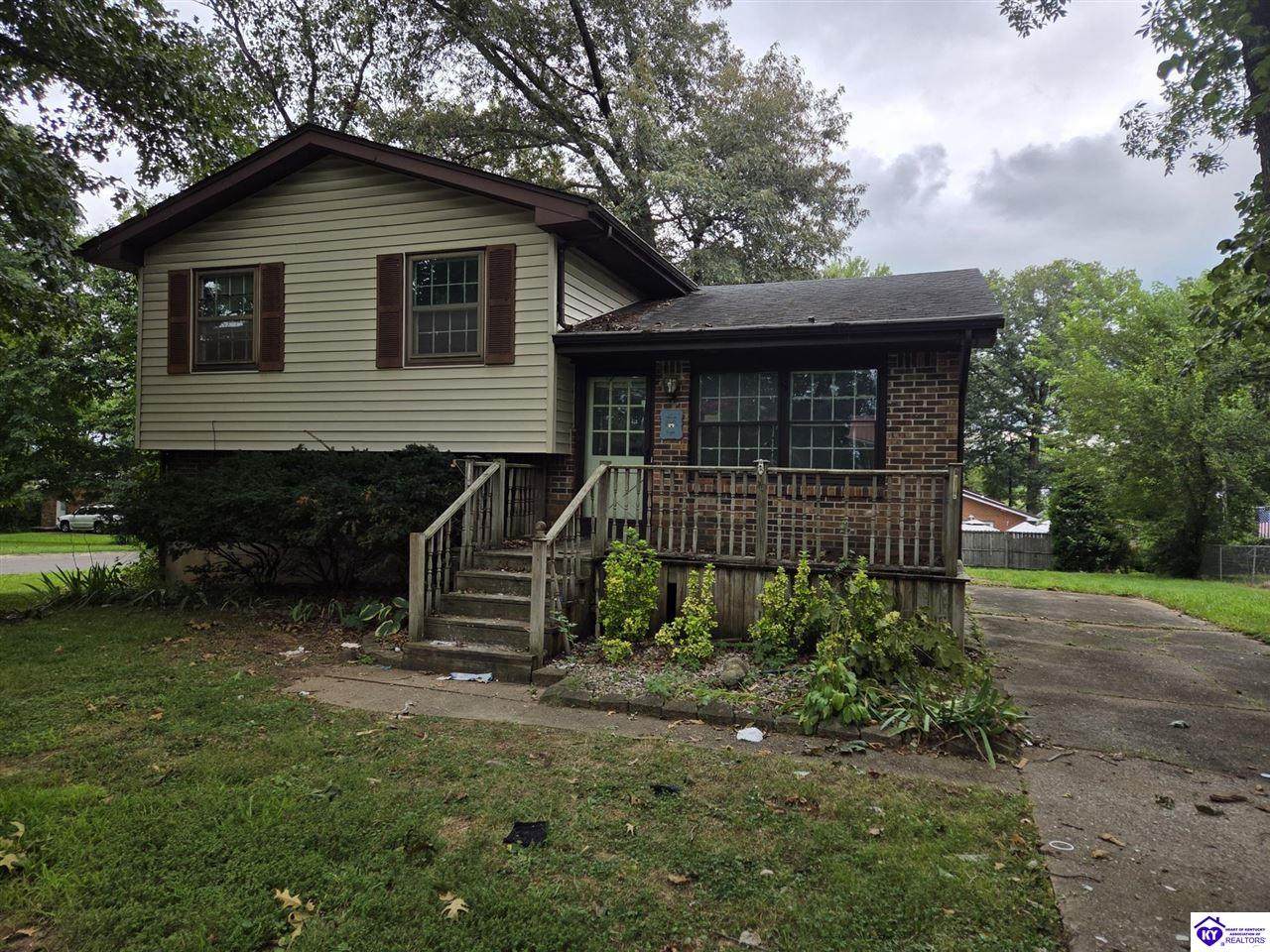 1311 Kentucky Drive - Photo 1