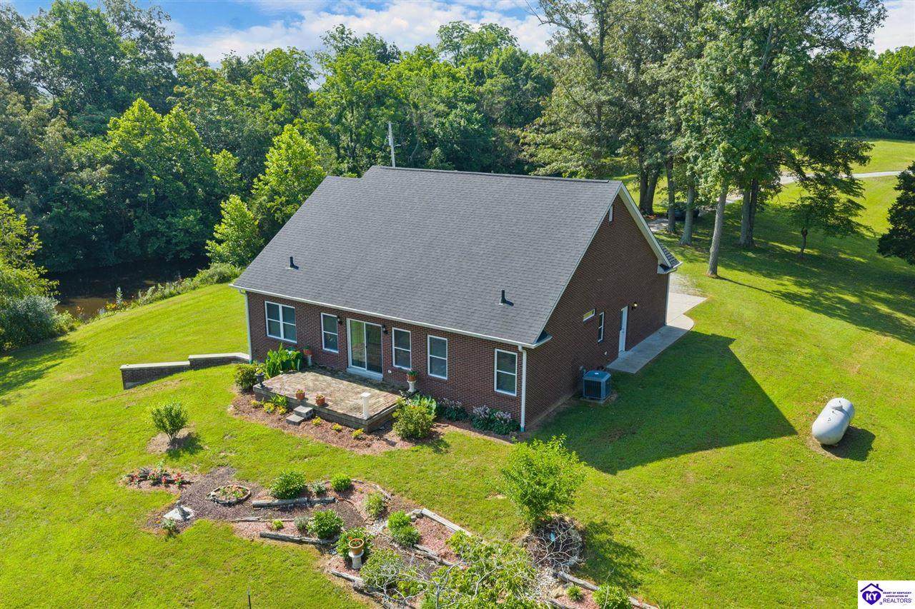 4200 Fort Avenue - Photo 1