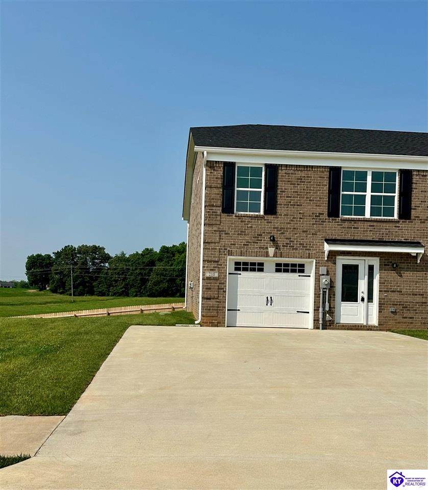 214 Dixon Circle - Photo 1