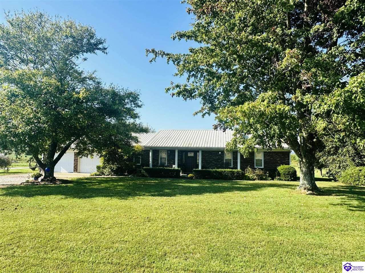 282 Highway 2781 - Photo 1