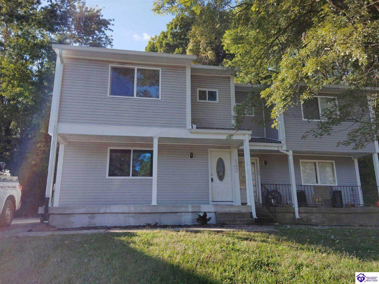 143 Mockingbird Drive - Photo 1