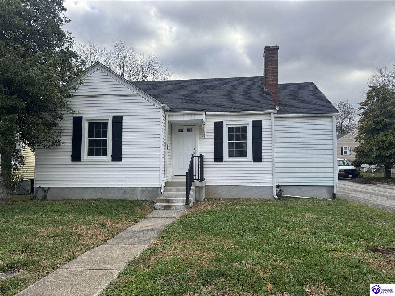 219 Poplar Drive - Photo 1