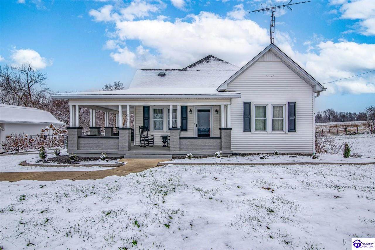 1699 Highway 401 - Photo 1