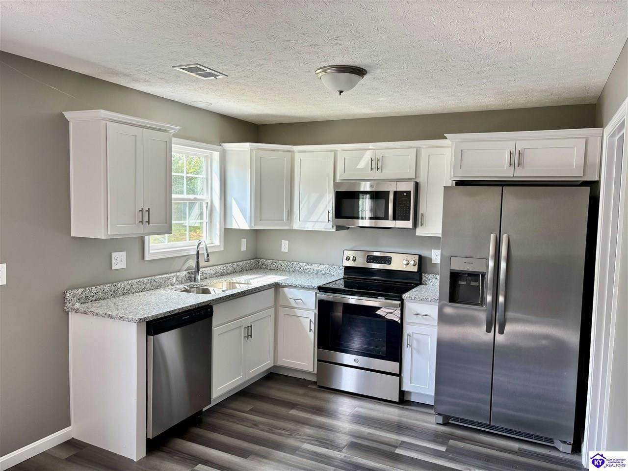 362 Palmetto Loop - Photo 1