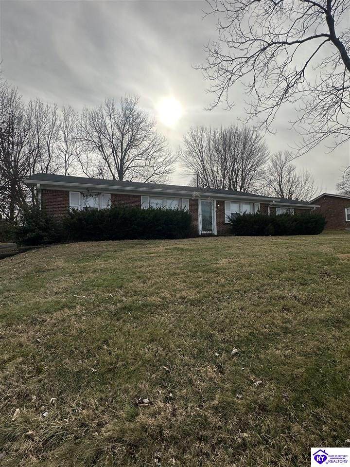 1025 Pawnee Drive - Photo 1