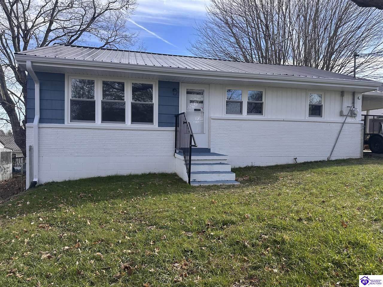 605 Cedar Street - Photo 1