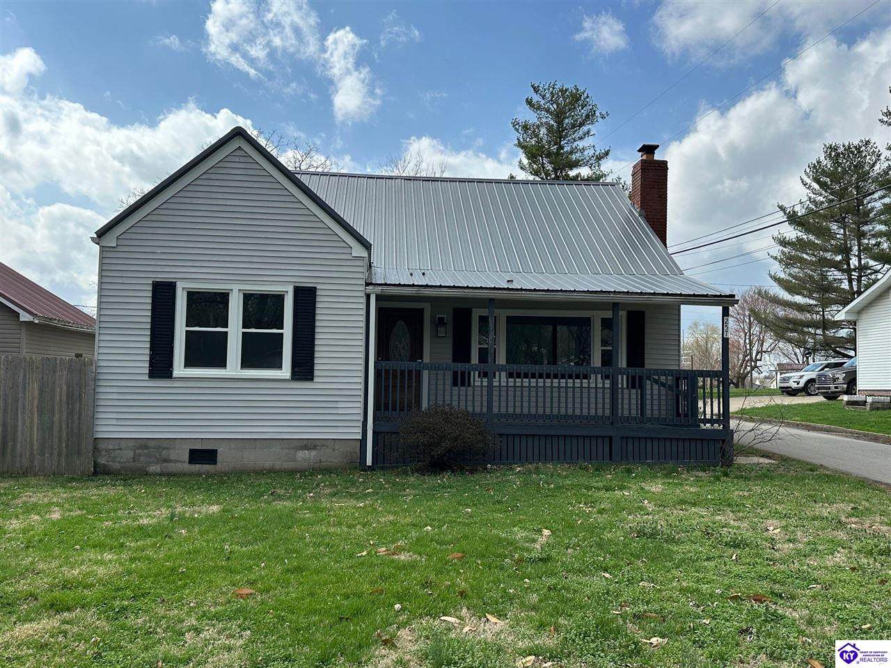 257 Walnut Street - Photo 1