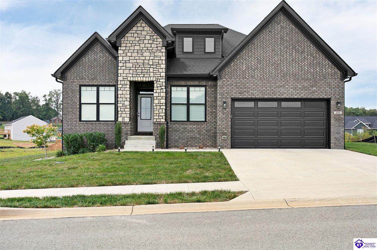 400 Ashwood Avenue - Photo 1
