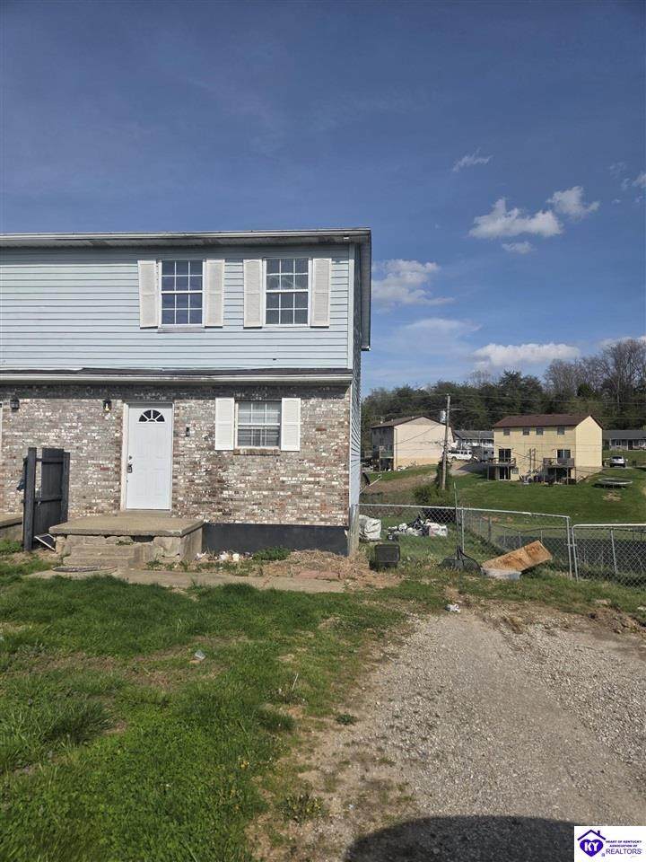 1418 Kingswood Way - Photo 1