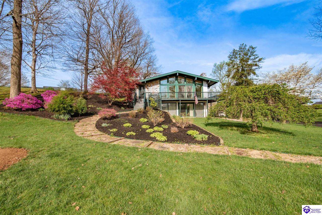 812 Burgundy Court - Photo 1