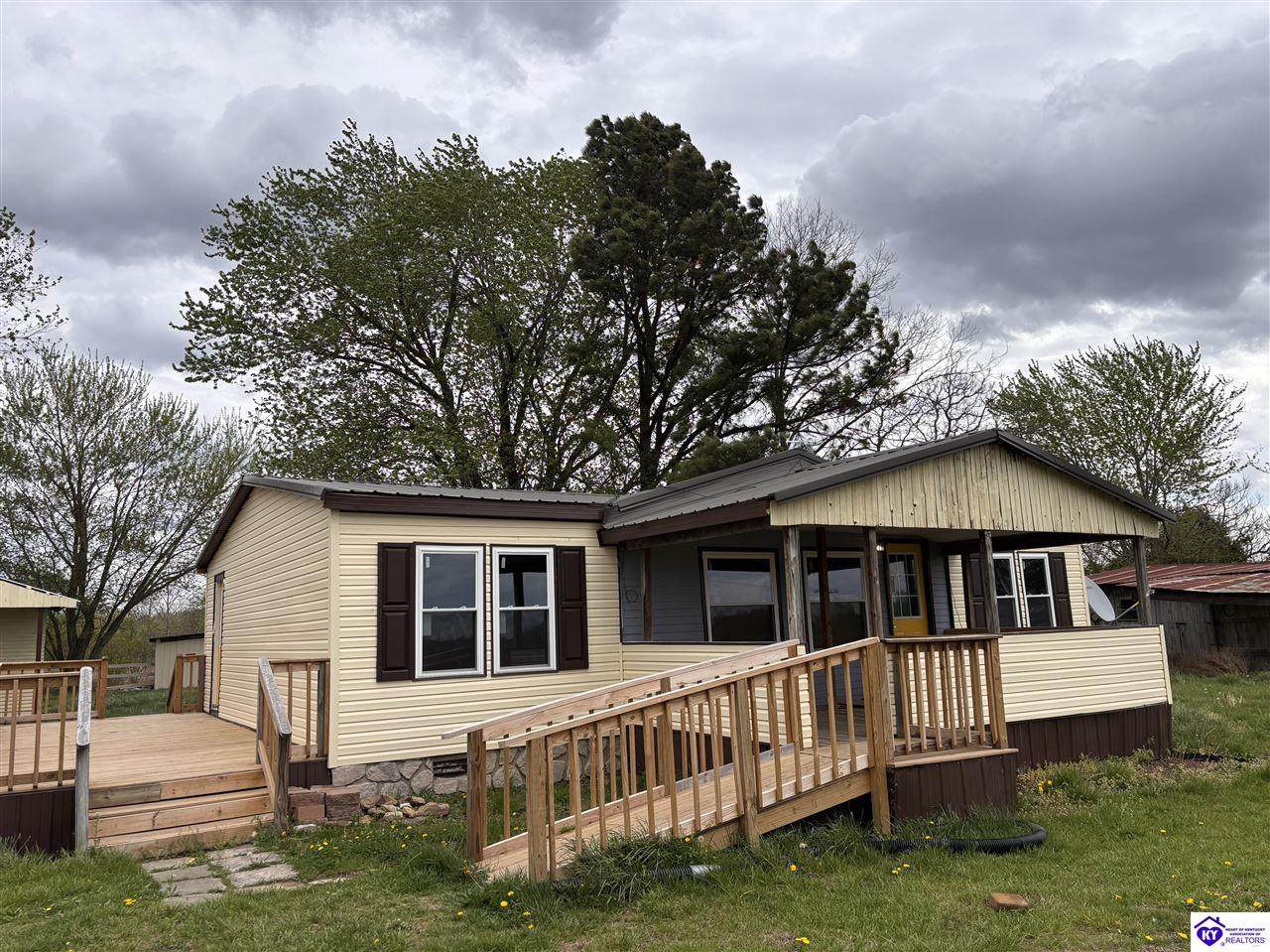 8159 East Highway 86 - Photo 1
