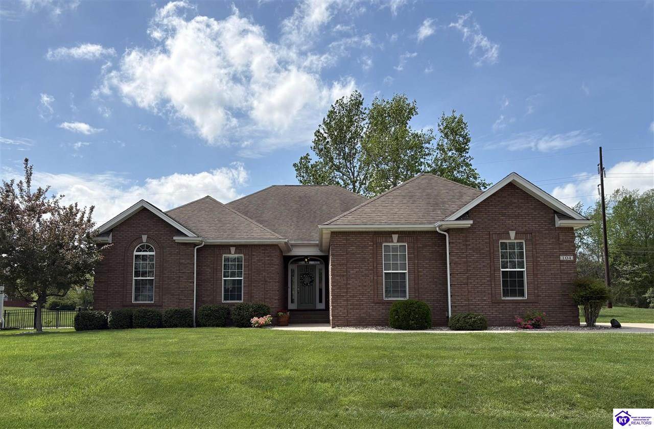 104 Antler Court - Photo 1