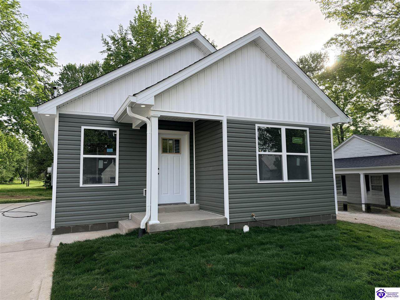 334 Greensburg Street - Photo 1