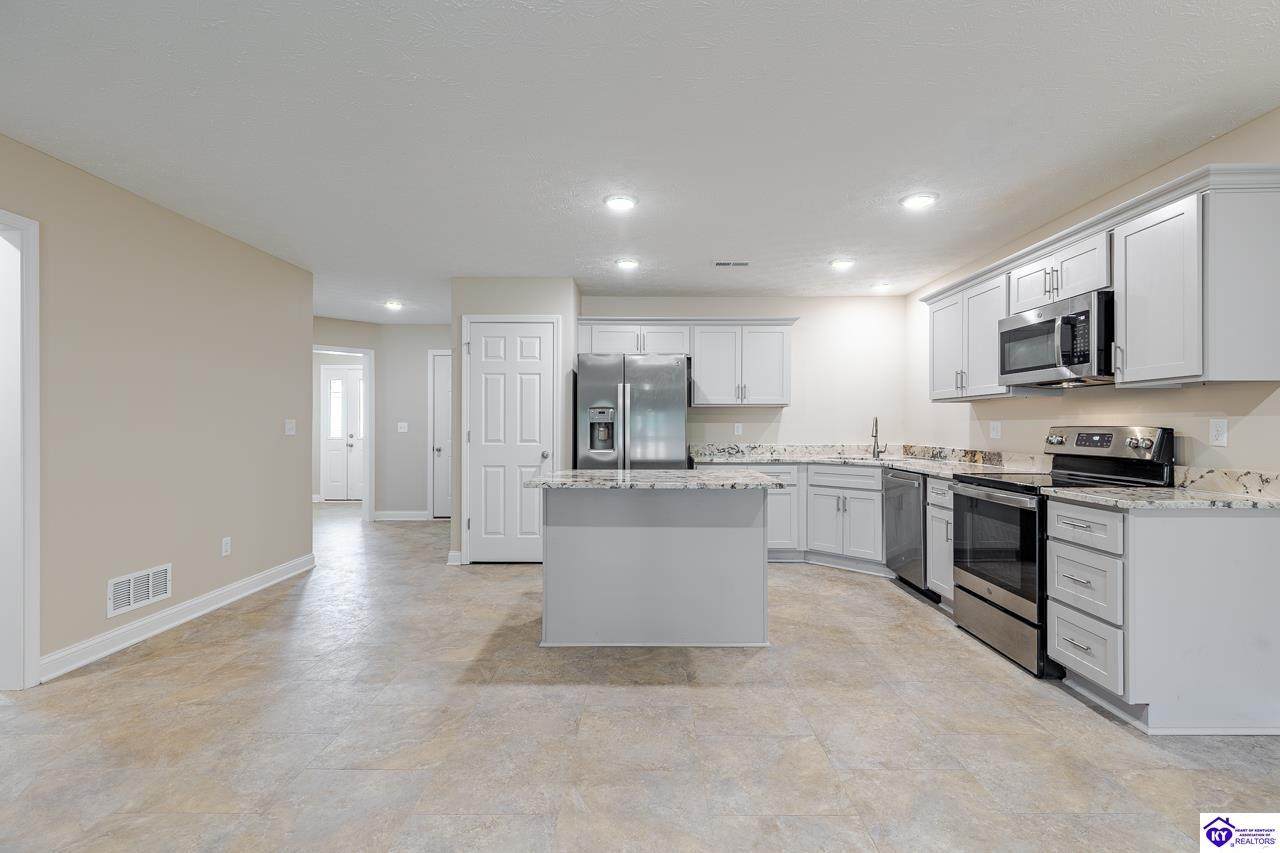 305 Breckinridge Circle - Photo 1