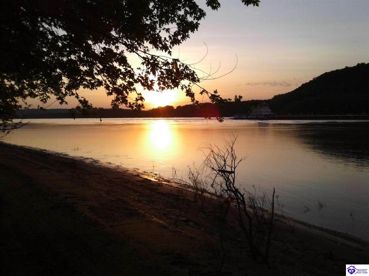 https://bt-photos.global.ssl.fastly.net/heartofky/orig_boomver_1_HK2602502-2.jpg