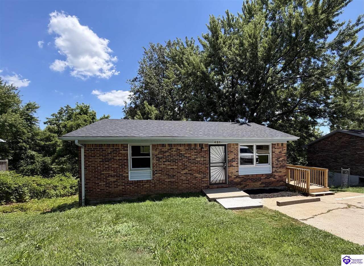 421 Franklin Avenue - Photo 1