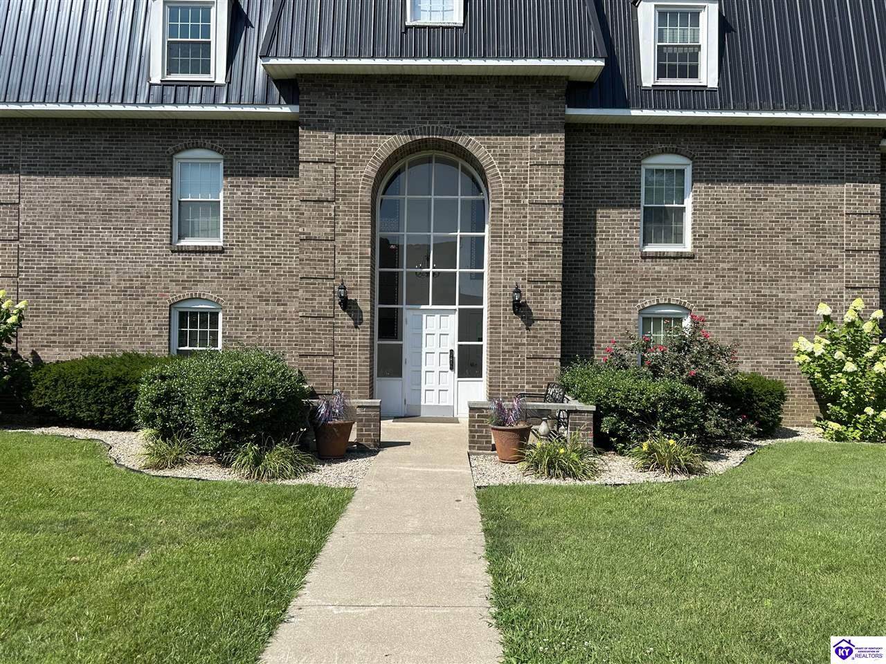 107 Freeman Green Drive - Photo 1