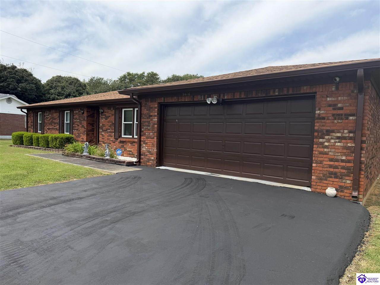9446 Leitchfield Road - Photo 1