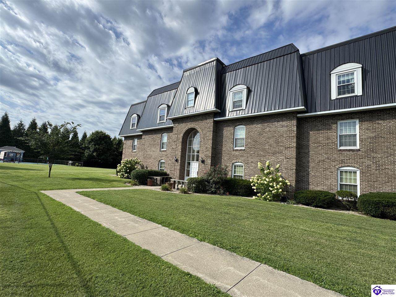 107 Freeman Green Drive - Photo 1