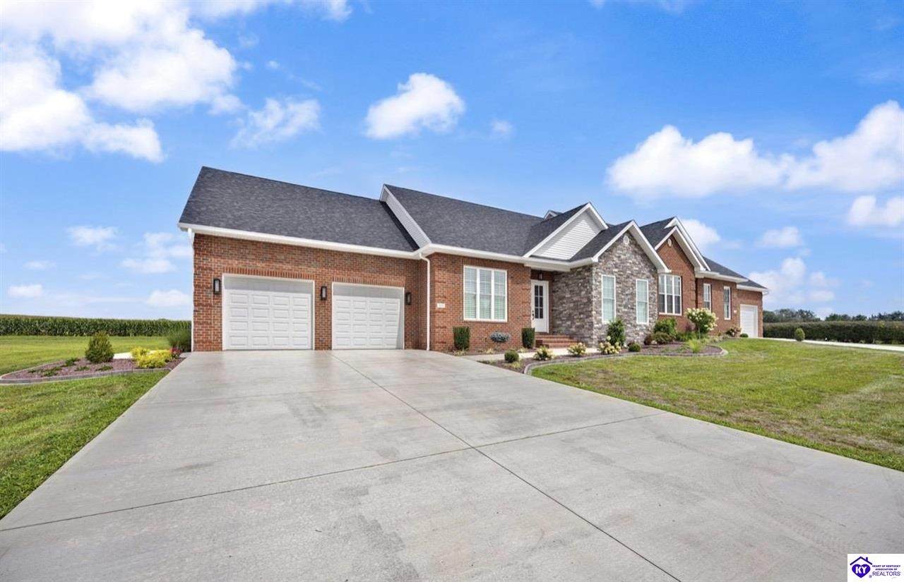 333 Fairway Drive - Photo 1