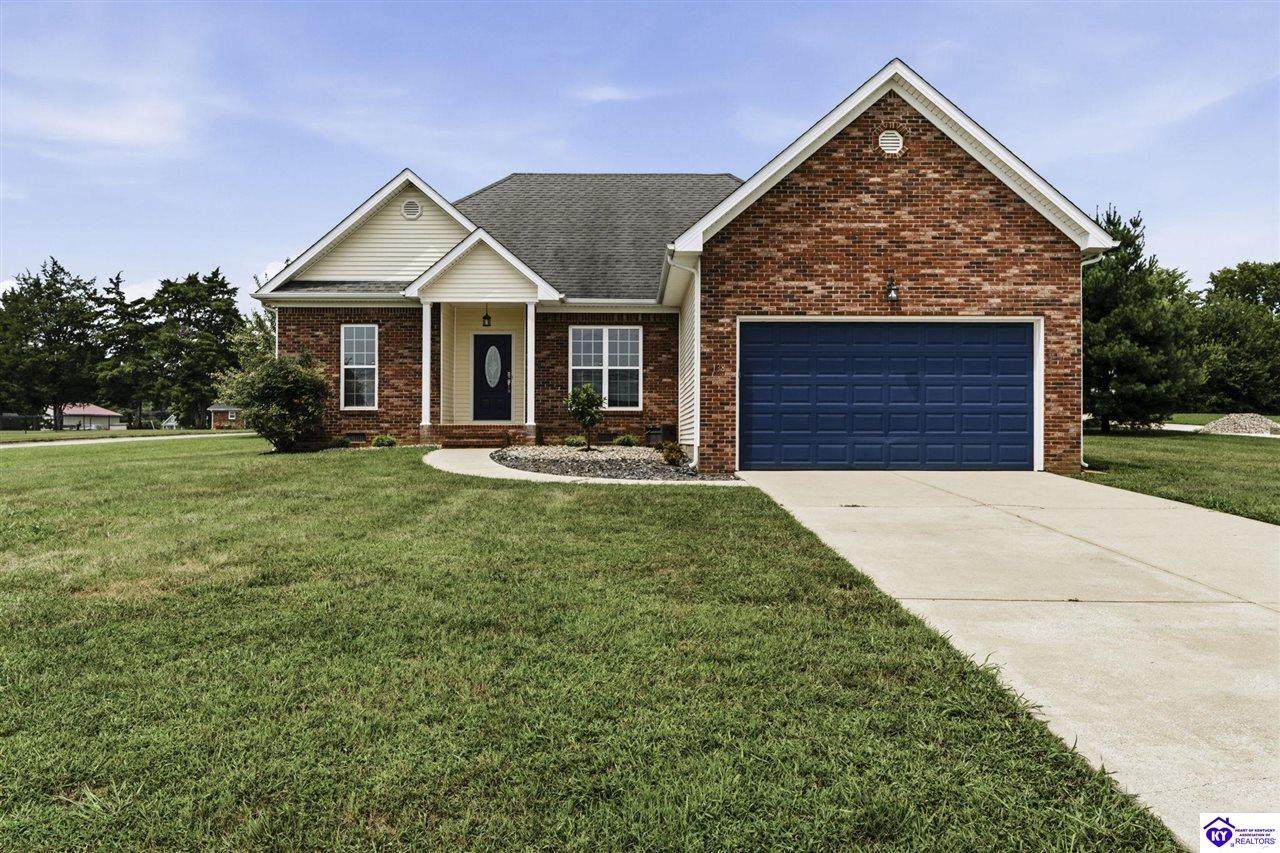 138 Wakefield Drive - Photo 1