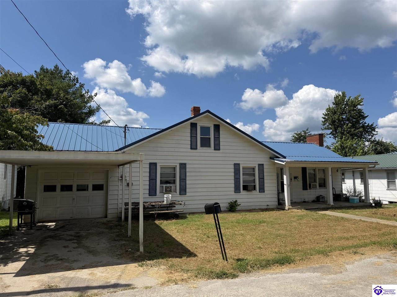 415 Lowe Street - Photo 1