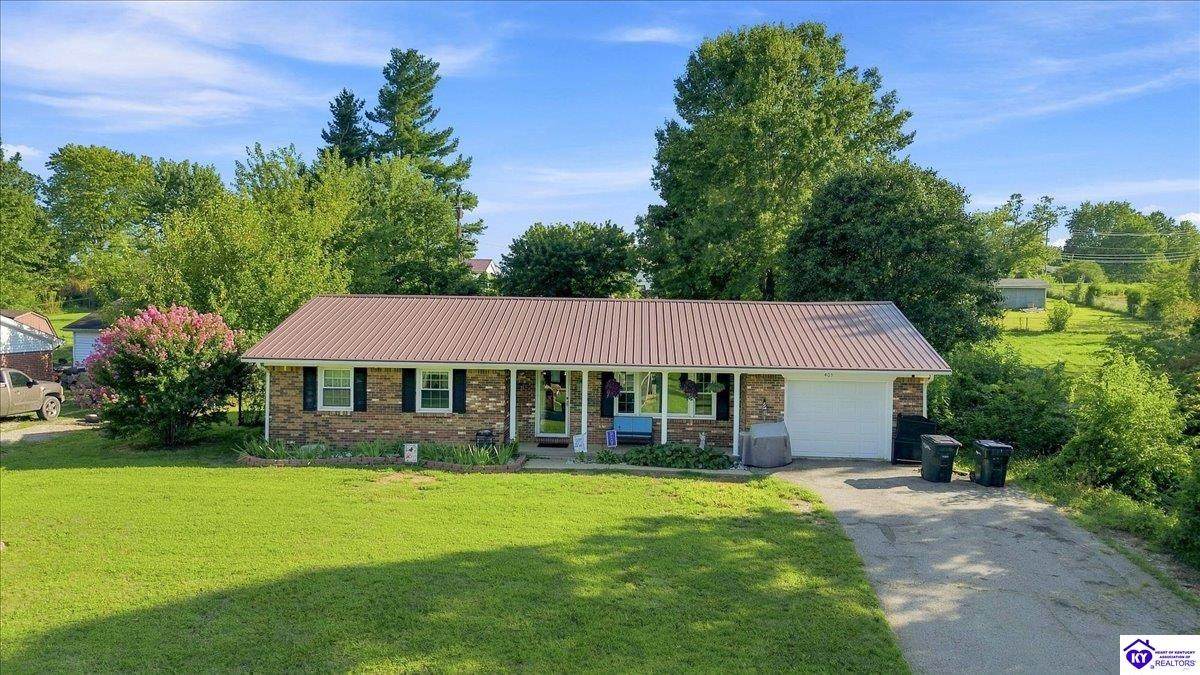 405 Natalie Drive - Photo 1