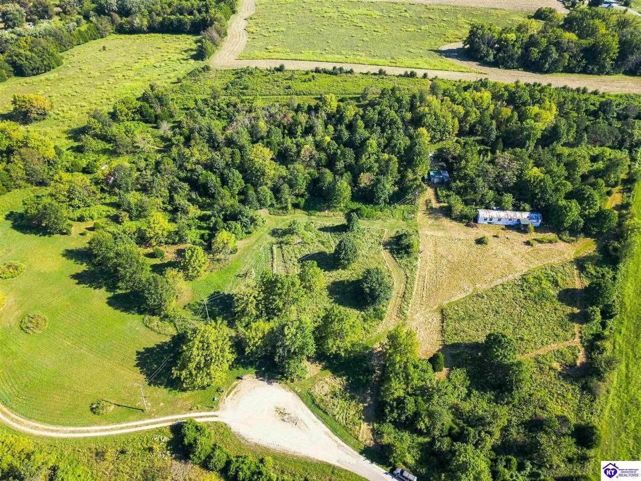 560 Pleasant Valley Lane - Photo 1