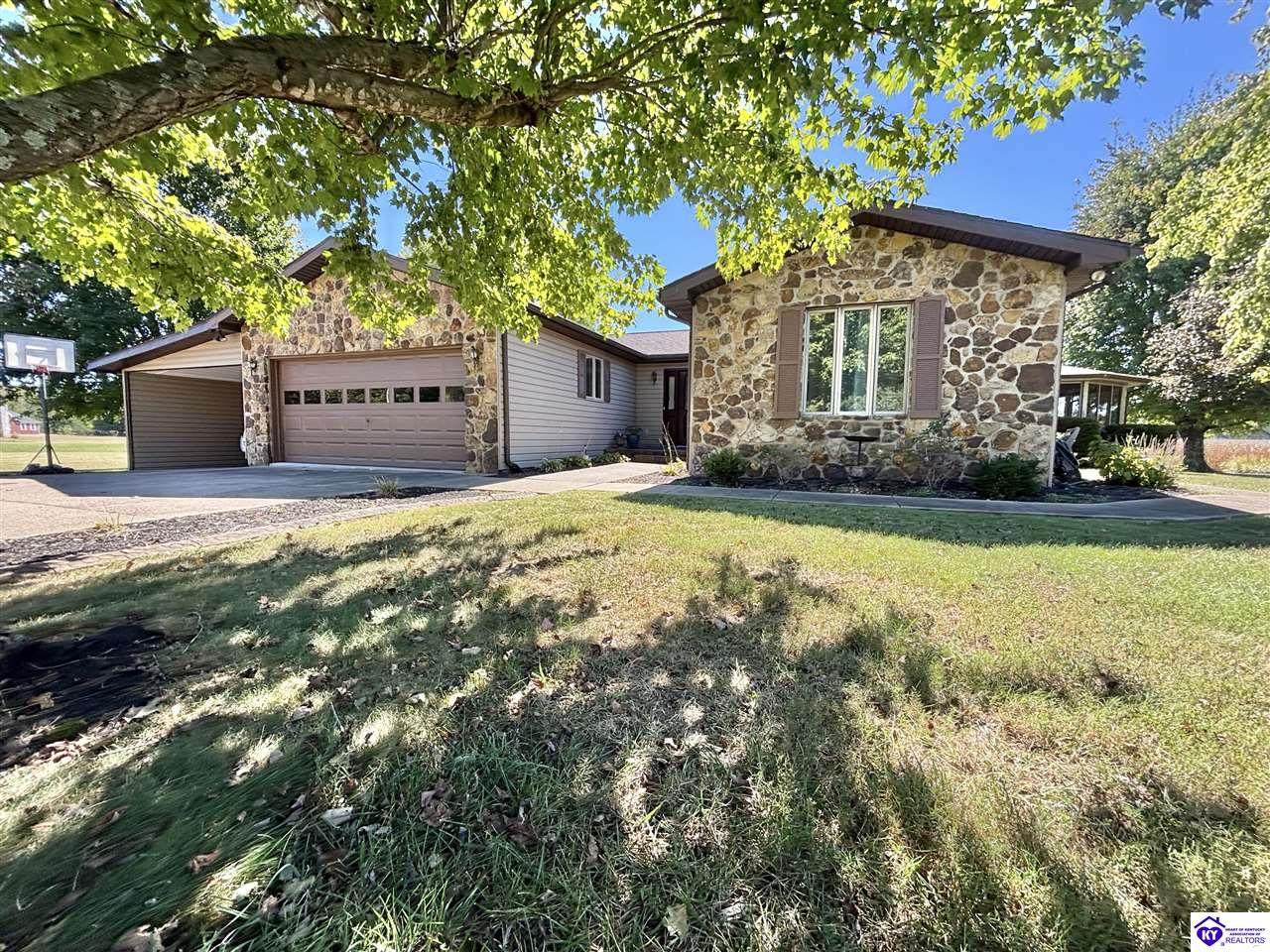 200 Westshore Drive - Photo 1
