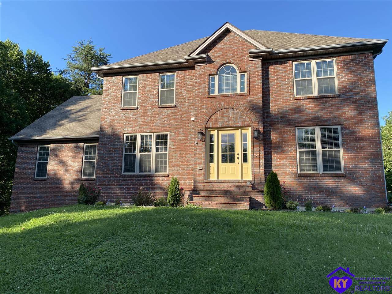 328 Woodsbend Drive - Photo 1