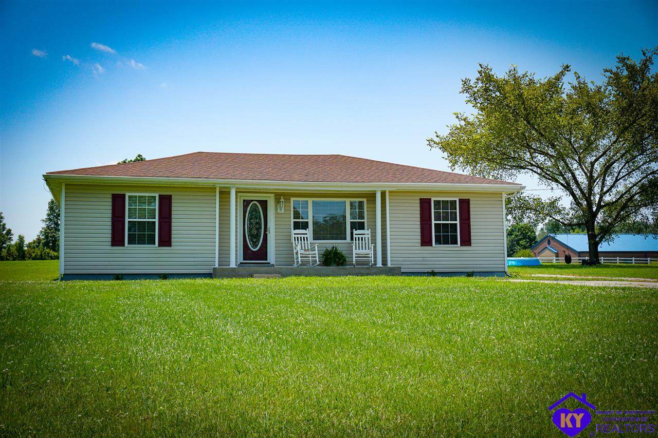 529 Maple Street - Photo 1