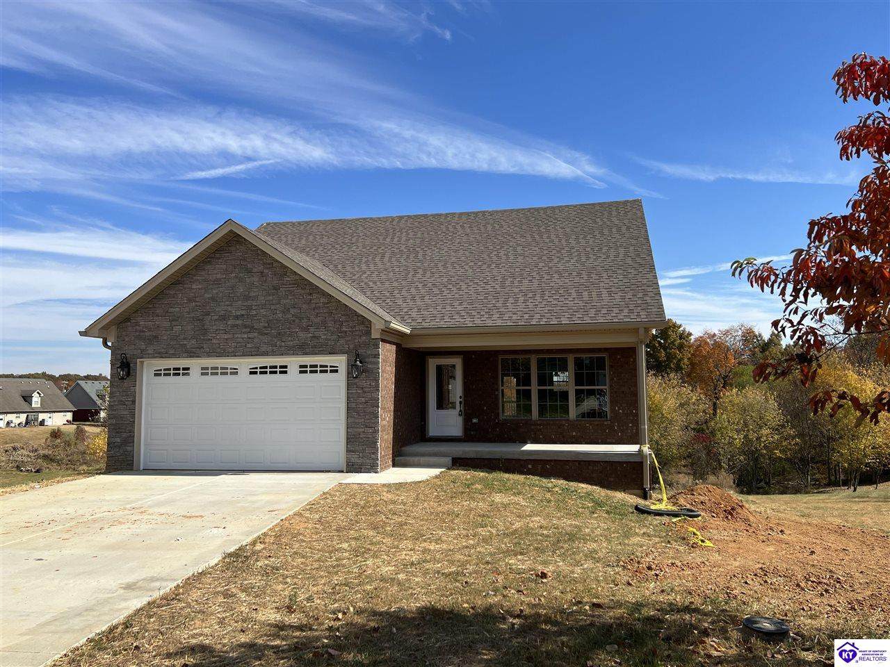 104 Twin Lakes Drive - Photo 1
