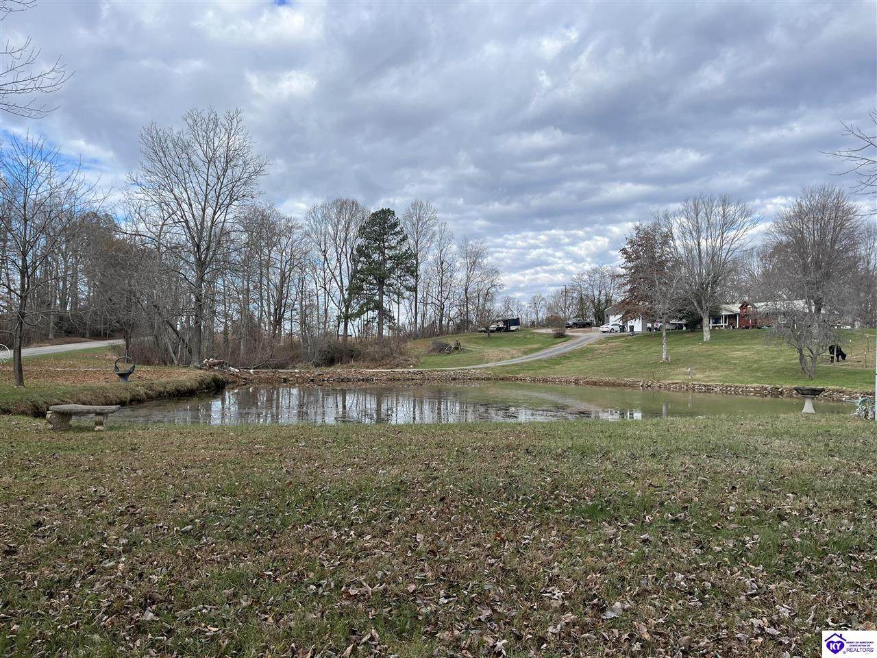 725 Summit Road - Photo 1