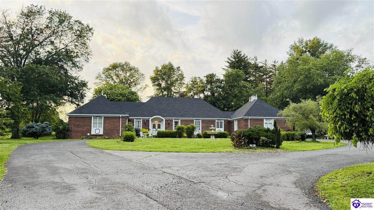 1599 Campbellsville Road - Photo 1