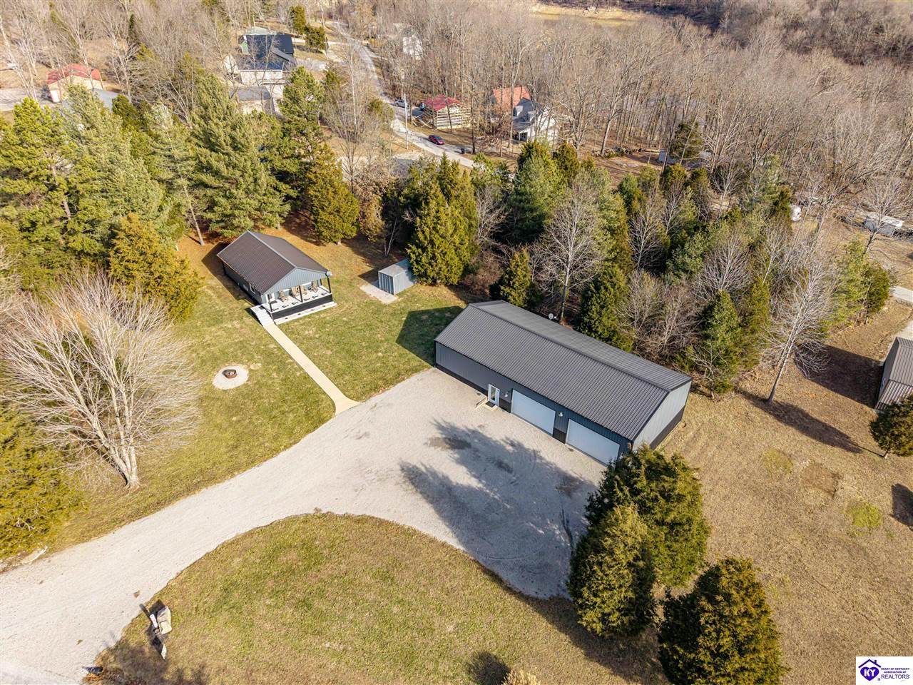 161 Tomahawk Circle - Photo 1