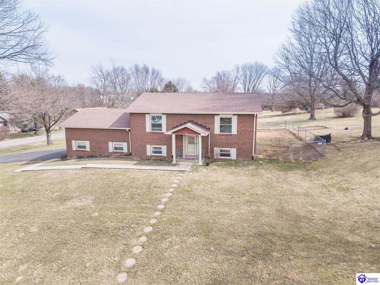 26 Whirlaway Court - Photo 1