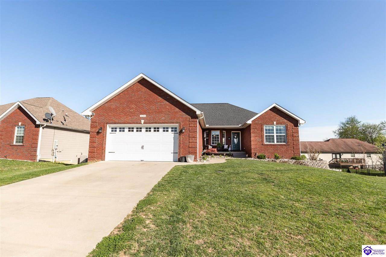 124 Alcott Court - Photo 1