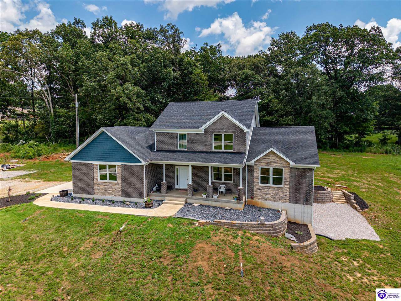 300 Jordan Avenue - Photo 1