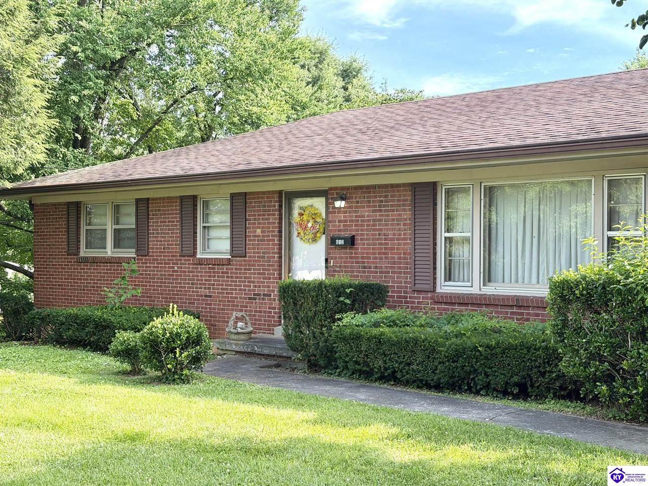 612 Cherrywood Drive - Photo 1