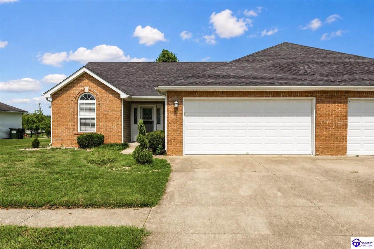 204 Applewood Lane - Photo 1