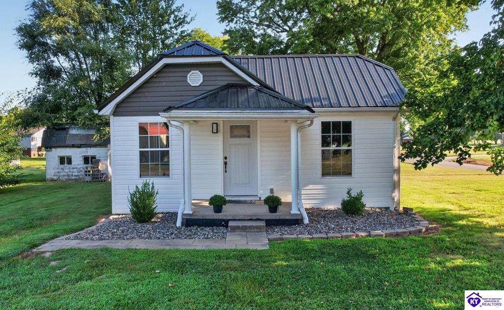 4634 Parker Grove Road - Photo 1