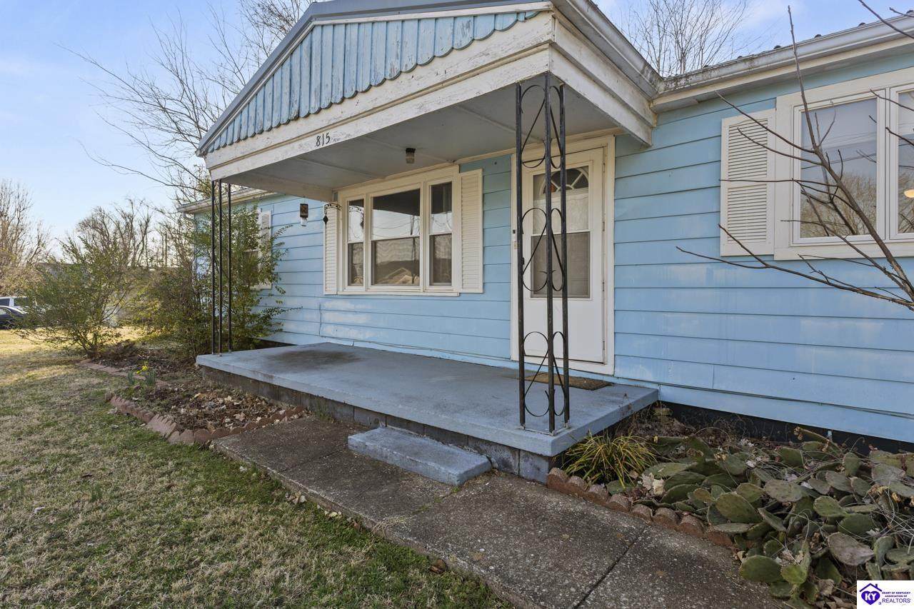 815 Lacy Drive - Photo 1