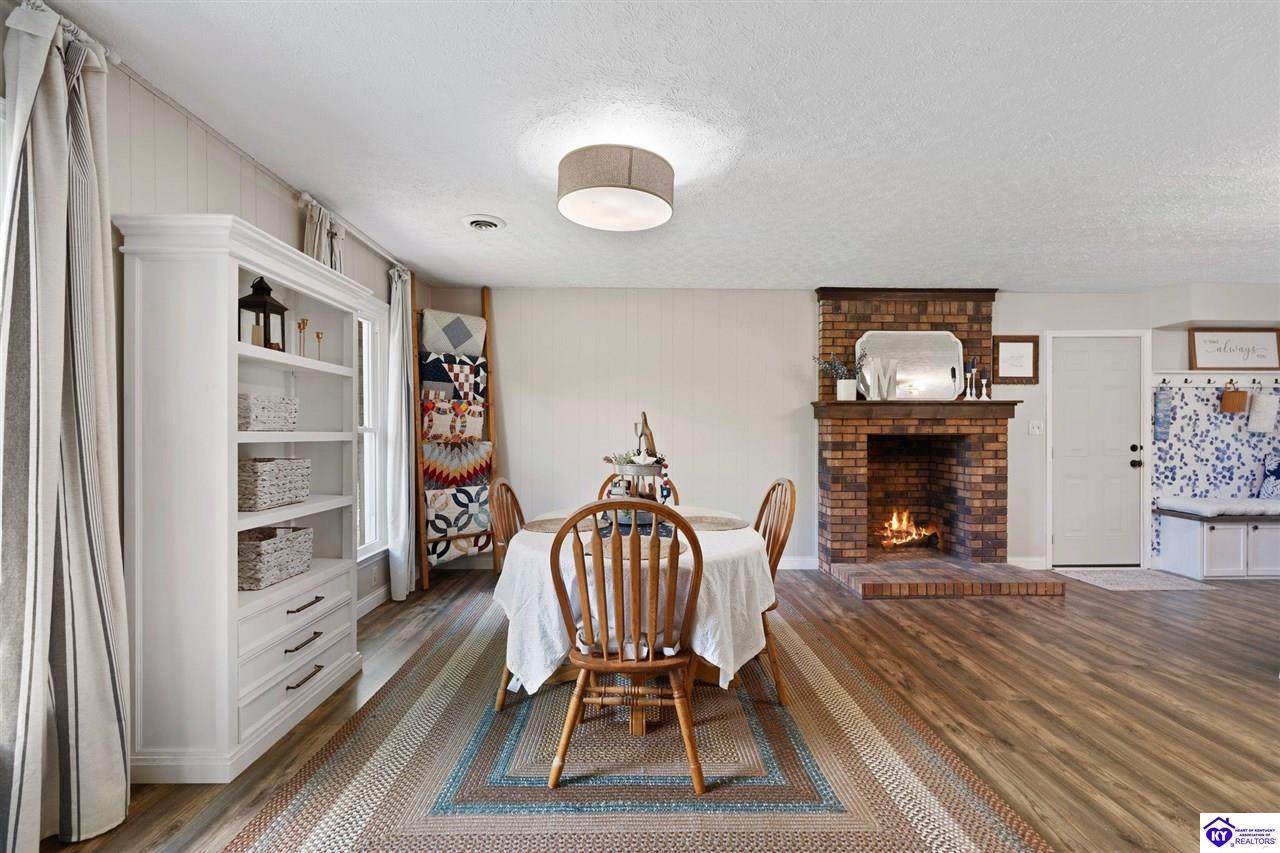 161 Lombardy Drive - Photo 1