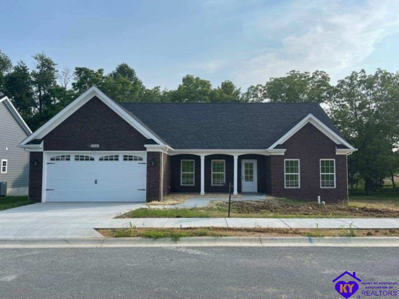 116 Elegance Way - Photo 1