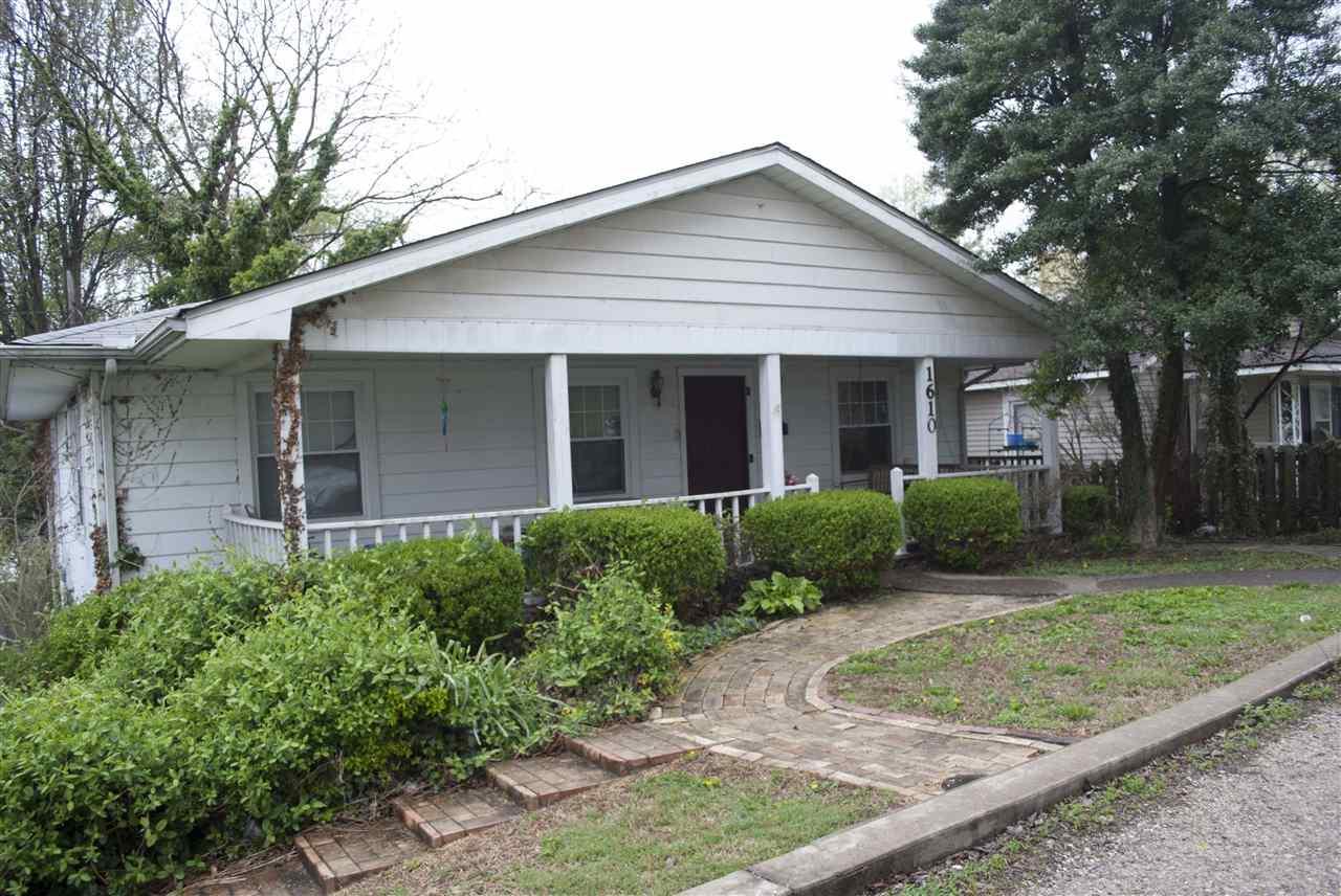 1610 Roosevelt St - Photo 1